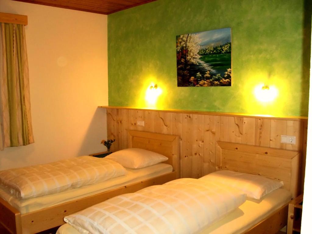 嘎斯霍夫波斯特酒店 Krems in Kaernten 客房 照片